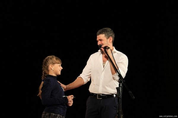 Фото концерту Арсена Мірзояна в Луцьку