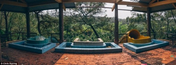 В мережу виклали вражаючі фото покинутого аквапарку. ФОТО