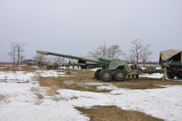 Фото навчань українських артилеристів з ураження морських цілей