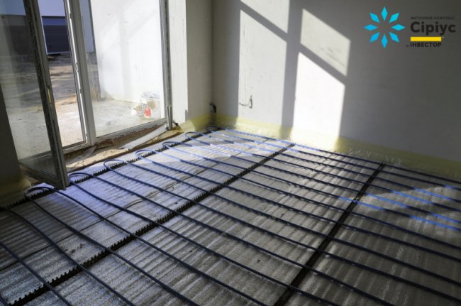 У ЖК «Сіріус» триває монтаж теплої підлоги. ФОТО*
