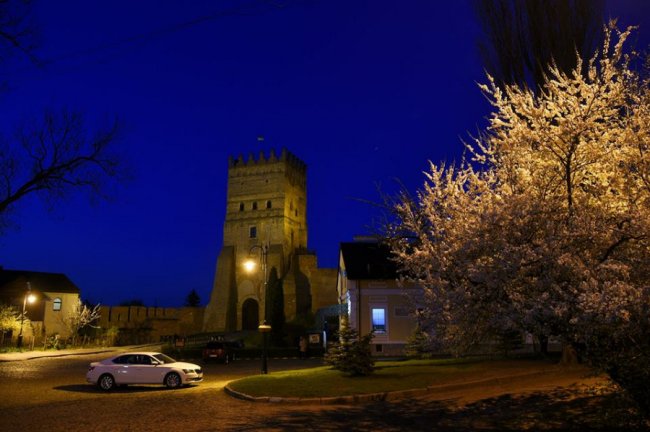 Фотограф опублікував магічні світлини вечірнього Луцька