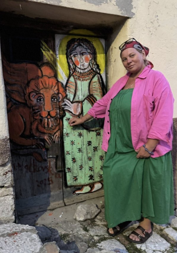 Волинська художниця, матір загиблого Героя провела художній пленер в Італії. ФОТО