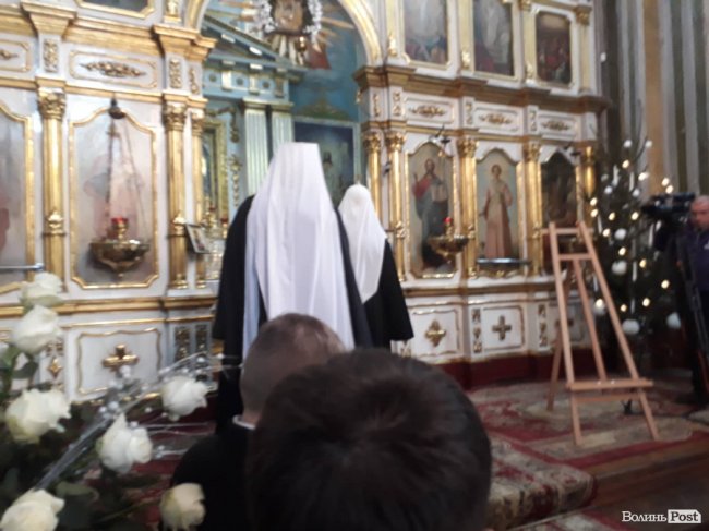 До Луцька прибув Філарет. ОНОВЛЕНО. ФОТО