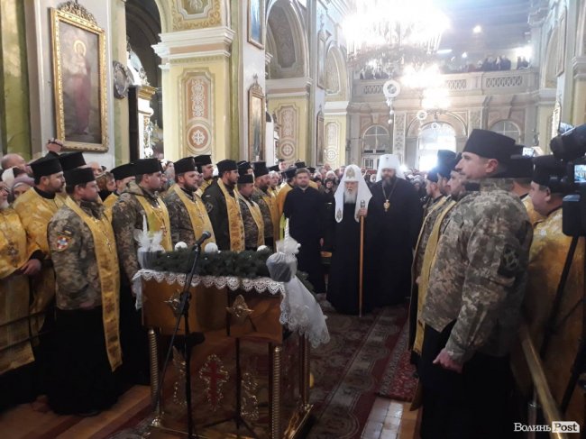 До Луцька прибув Філарет. ОНОВЛЕНО. ФОТО