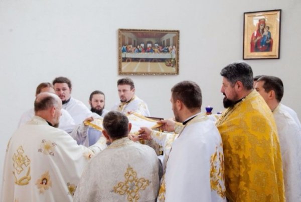 У Нововолинському храмі відбулась перша Літургія. ФОТО