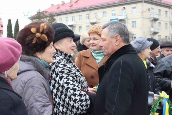 Лучани вшанували видатного українського поета. ФОТО