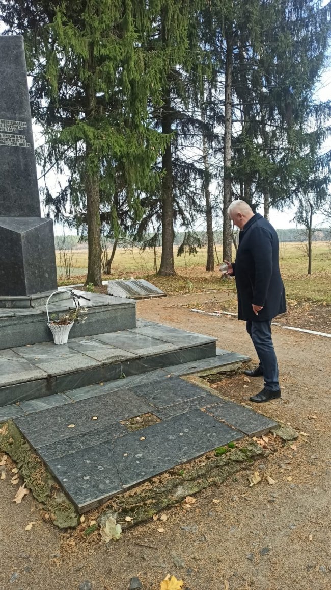  У селі на Волині вшанували пам'ять розстріляних німецькими окупантами місцевих жителів. ФОТО