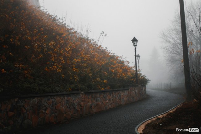 Туманний Луцьк: неймовірні фото 