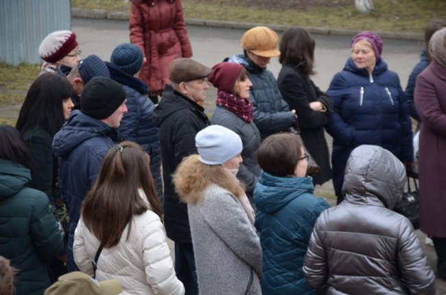 Нардеп Ігор Лапін провів зустрічі, на які прийшли понад 1000 лучан