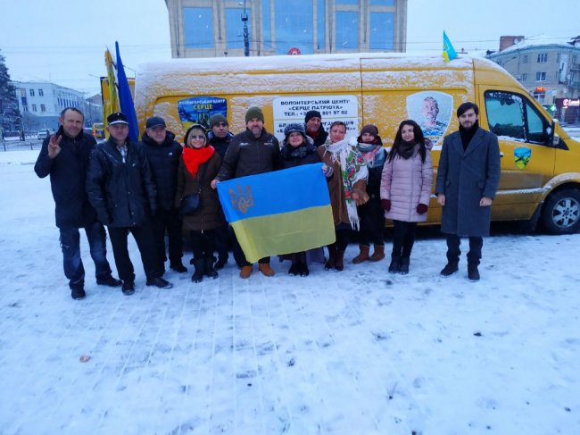 У громаді біля Луцька зібрали допомогу для військових на передовій. ФОТО