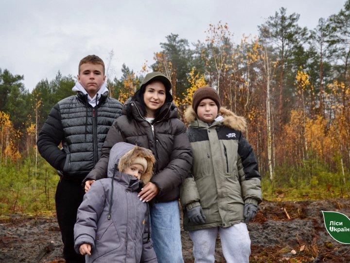 На Волині посадили ліс на честь воїна-лісівника. ФОТО