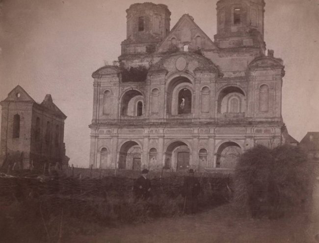 Опублікували 130-річні фото храму у Володимирі