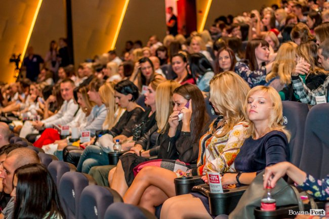 Шквал емоцій та запальна музика: як у Луцьку виступав Dan Balan. ФОТО