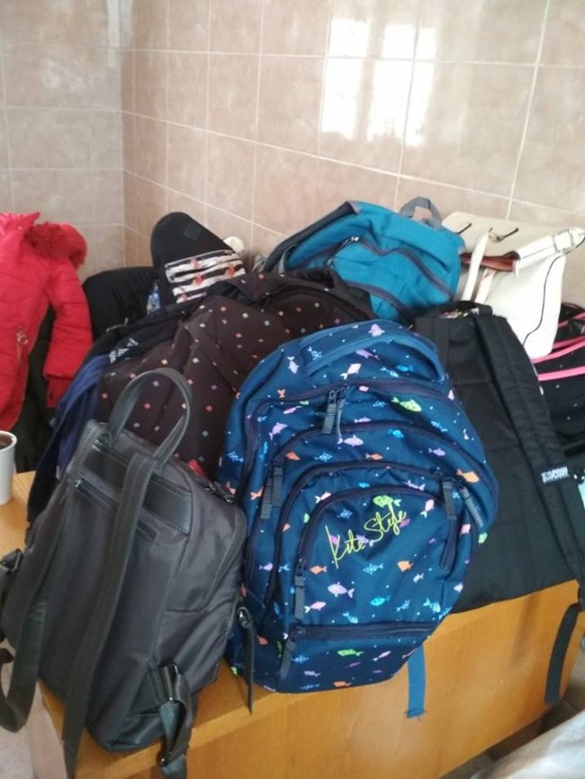 Собаки мають теплі лежаки: на КП «Ласка» пройшов День волонтера. ФОТО