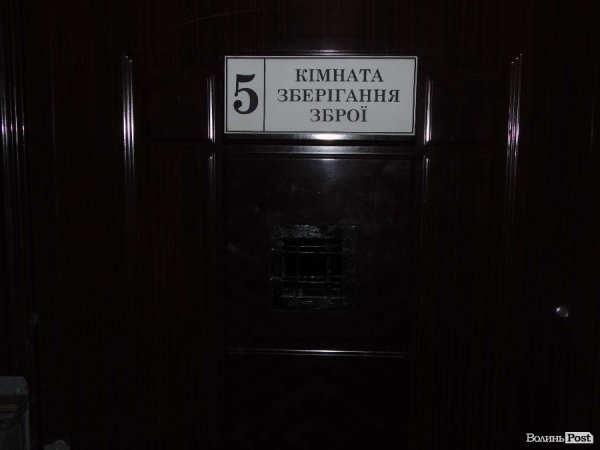 Як окуні в банці: блокадна військова частина зсередини. ФОТО