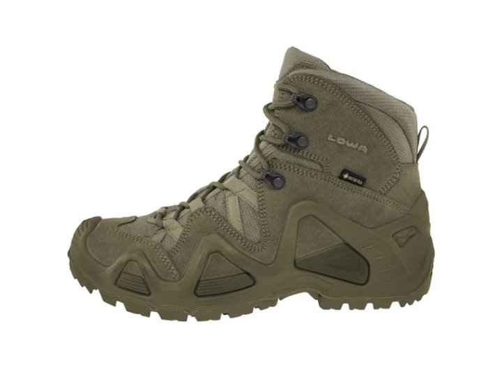 Які особливості виробництва взуття бренду LOWA: Від альпіністських черевиків до повсякденного комфорту