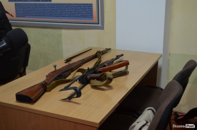 Зі зброї – у мультимедійну дошку: у Луцьку в університеті вчитимуть стріляти 