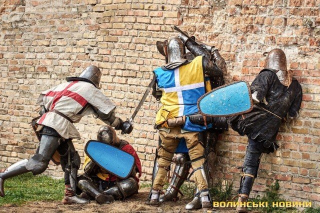 Доблесть віків: у Луцькому замку змагаються лицарі зі всієї країни. ФОТО