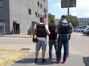 У Польщі українець разом зі спільницею до смерті побили підприємця