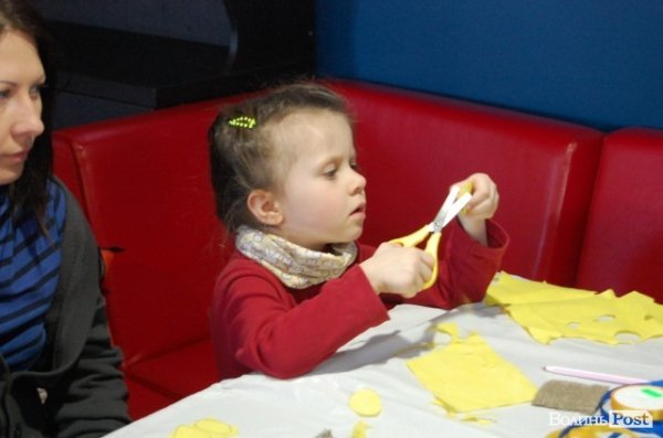 У Луцьку почали готувати подарунки до Великодня. ФОТО