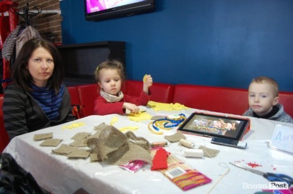 У Луцьку почали готувати подарунки до Великодня. ФОТО