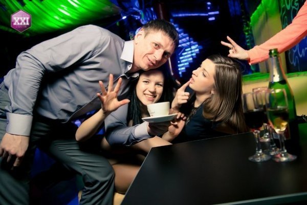 Фотовечірка в луцькому клубі