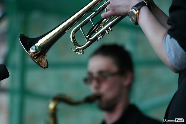 У Луцьку співають джаз до ночі