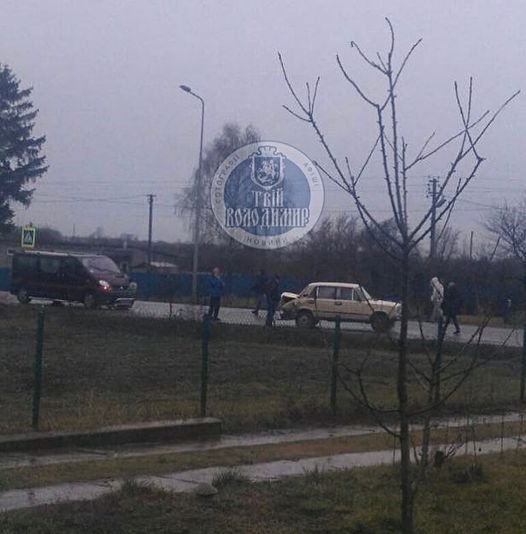 Поблизу Володимира –  ДТП: бус протаранив «жигулі».ФОТО 