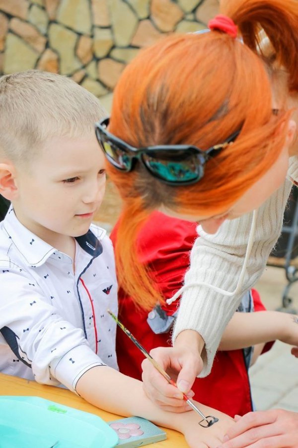 Відвідувачі Луцького зоопарку допомогли зібрати кошти для особливих діток. ФОТО