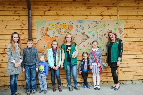 Відвідувачі Луцького зоопарку допомогли зібрати кошти для особливих діток. ФОТО