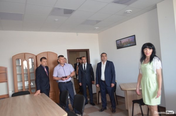 У Луцьку відбулось урочисте відкриття центру вторинної правової допомоги.ФОТО