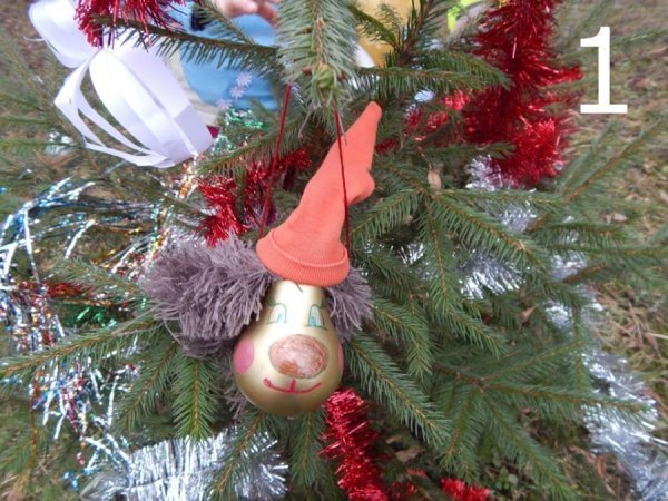 У Луцькому зоопарку обирають кращу новорічну іграшку. ФОТО