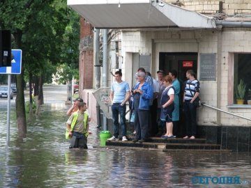 Харків затопило. ФОТО. ВІДЕО