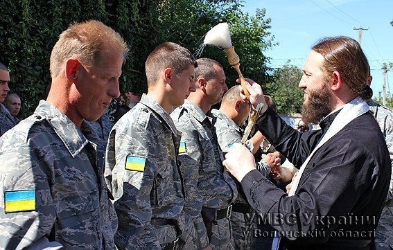 Волинські правоохоронці поїхали на Схід. ФОТО. ВІДЕО