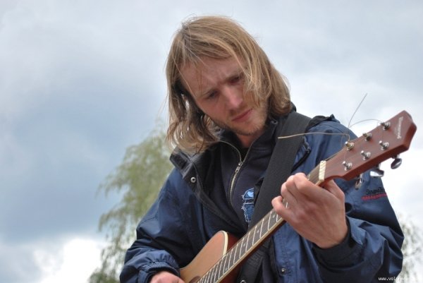 Як у Луцьку під авторські пісні їли кашу. ФОТО