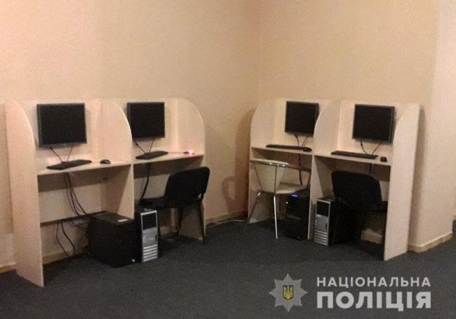 У місті на Волині «накрили» заклад, який знову намагався підпільно запустити гральний бізнес