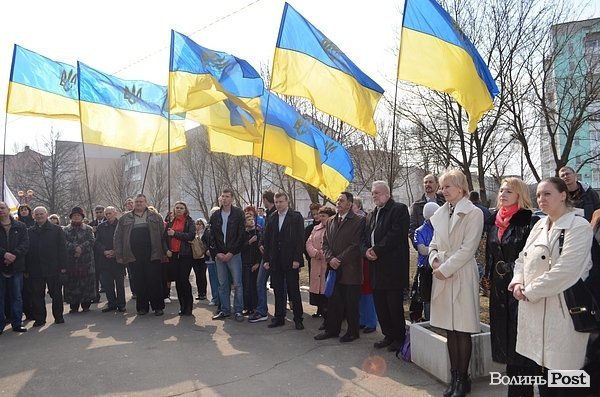 У Луцьку вшанували пам’ять В’ячеслава Чорновола. ФОТО