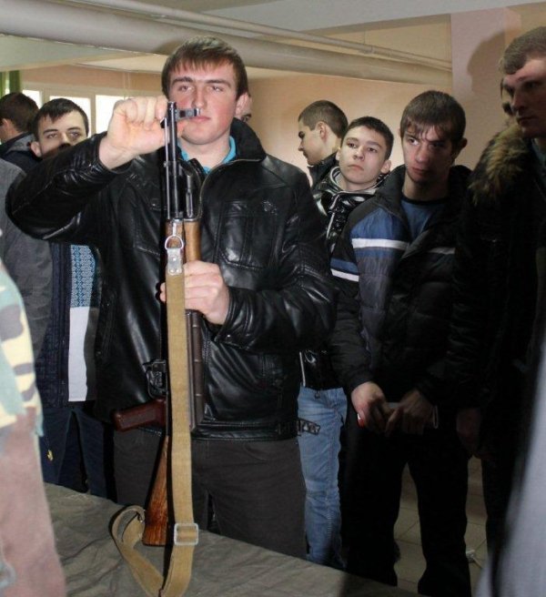 Як луцькі студенти готуються до війни. ФОТО