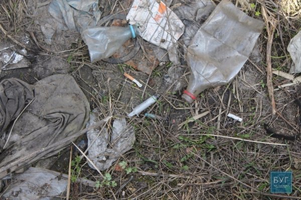 У Нововолинську на одній із вулиць 10 років працює наркоточка. ФОТО