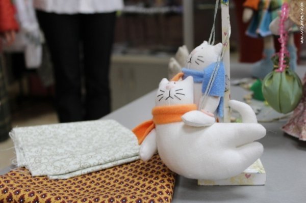 У Луцьку - незвична виставка ляльок ручної роботи. ФОТО