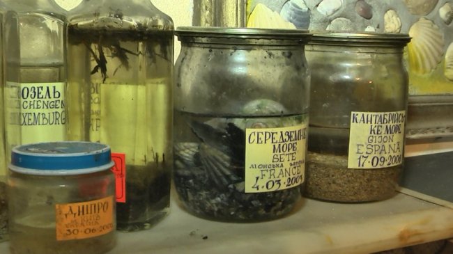 Волинянин-мандрівник колекціонує землю та воду з понад 50 країн. ВІДЕО