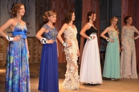 Обрали найкрасивішу дівчину Ковеля. ФОТО