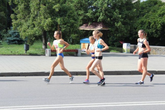 У центрі Луцька відбулися міжнародні змагання зі спортивної ходьби