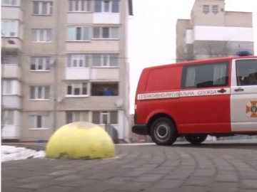 Рятувальники не встигнуть: чим небезпечні паркани та шлагбауми у дворах Луцька