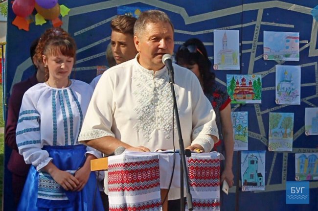 Останній дзвоник у Володимирі. ФОТО