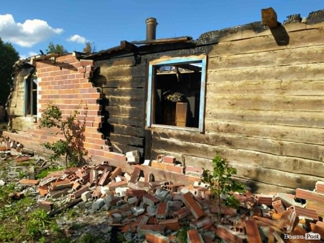 На Волині через пожежу без житла залишилася мама з двома дітьми: потрібна допомога