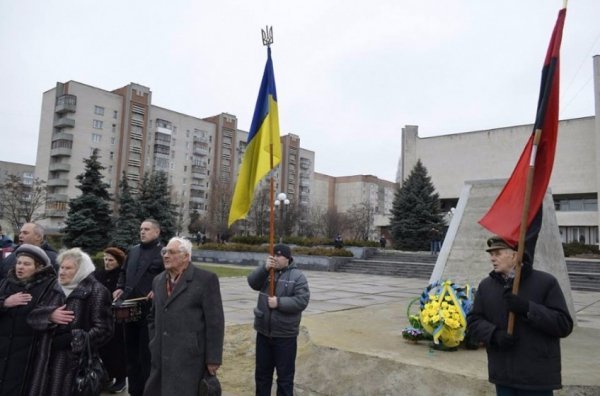 Лучани вшанували пам'ять Степана Бандери. ФОТО