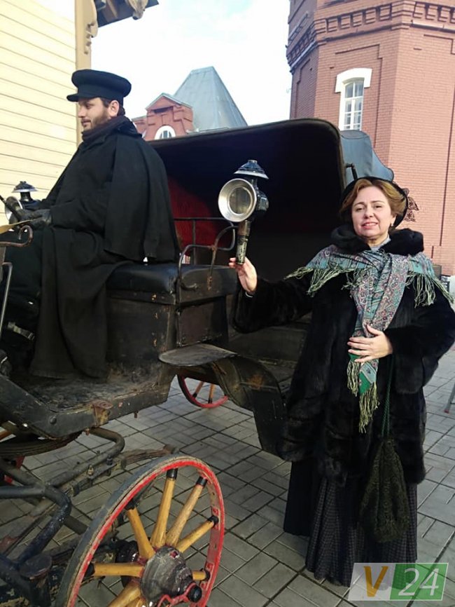 Донька легендарного волинського кінорежисера знімається у російському серіалі. ФОТО. ВІДЕО