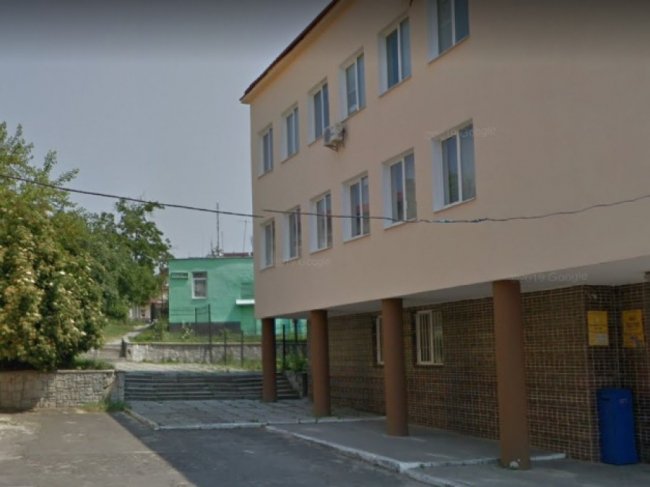 Продають приміщення колишньої їдальні в центрі Луцька