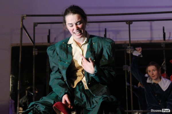 У Луцьку презентували «Попелюху» - недитячу казку за «поняттями» з трагічним фіналом. ФОТО